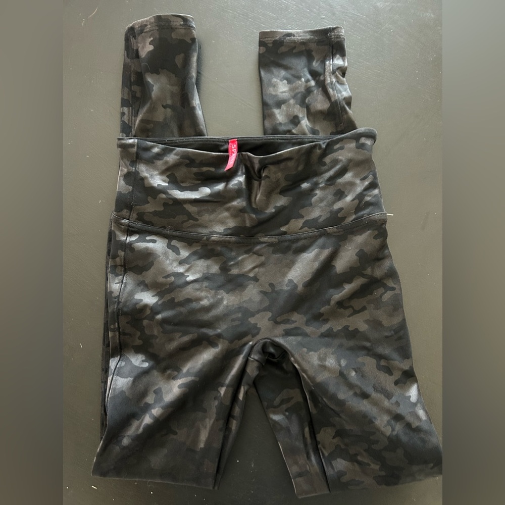 SPANX faux leather Cano print leggings